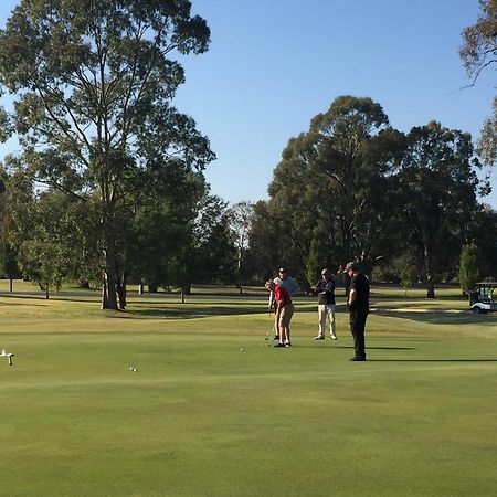 Moama Central Motel エチューカ エクステリア 写真