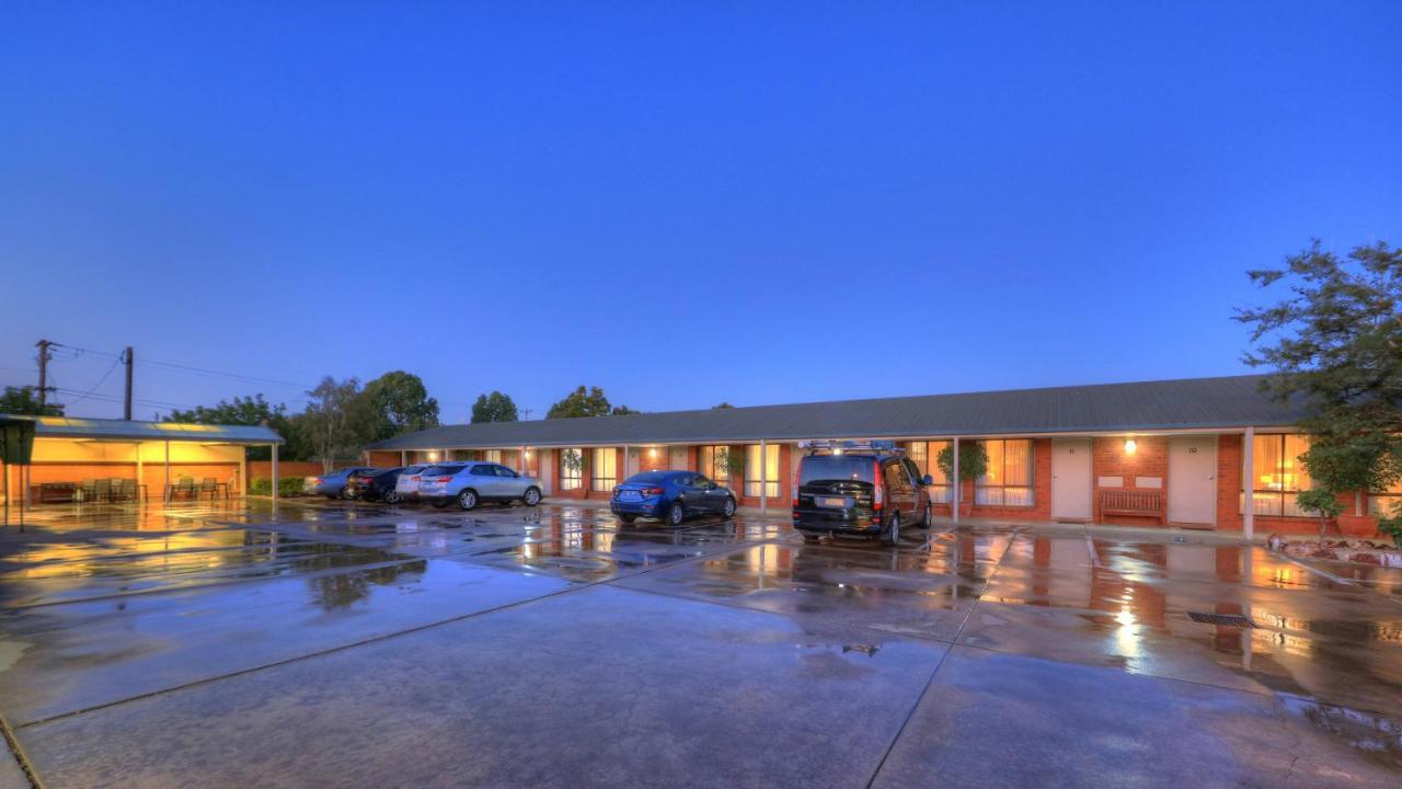 Moama Central Motel エチューカ エクステリア 写真